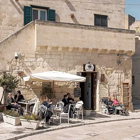 Il Vicinato, Casa Immersa Nel Cuore Dei Sassi